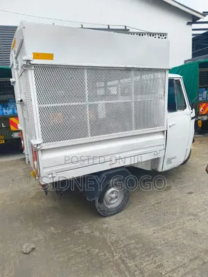 Piaggio Scooter 2024 White