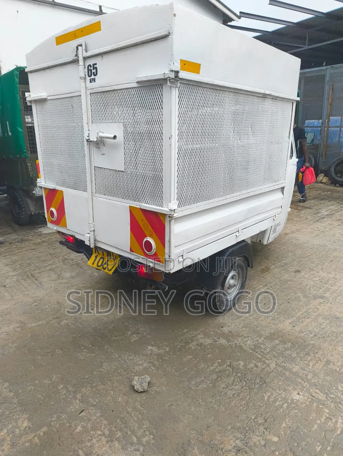 Piaggio Scooter 2024 White