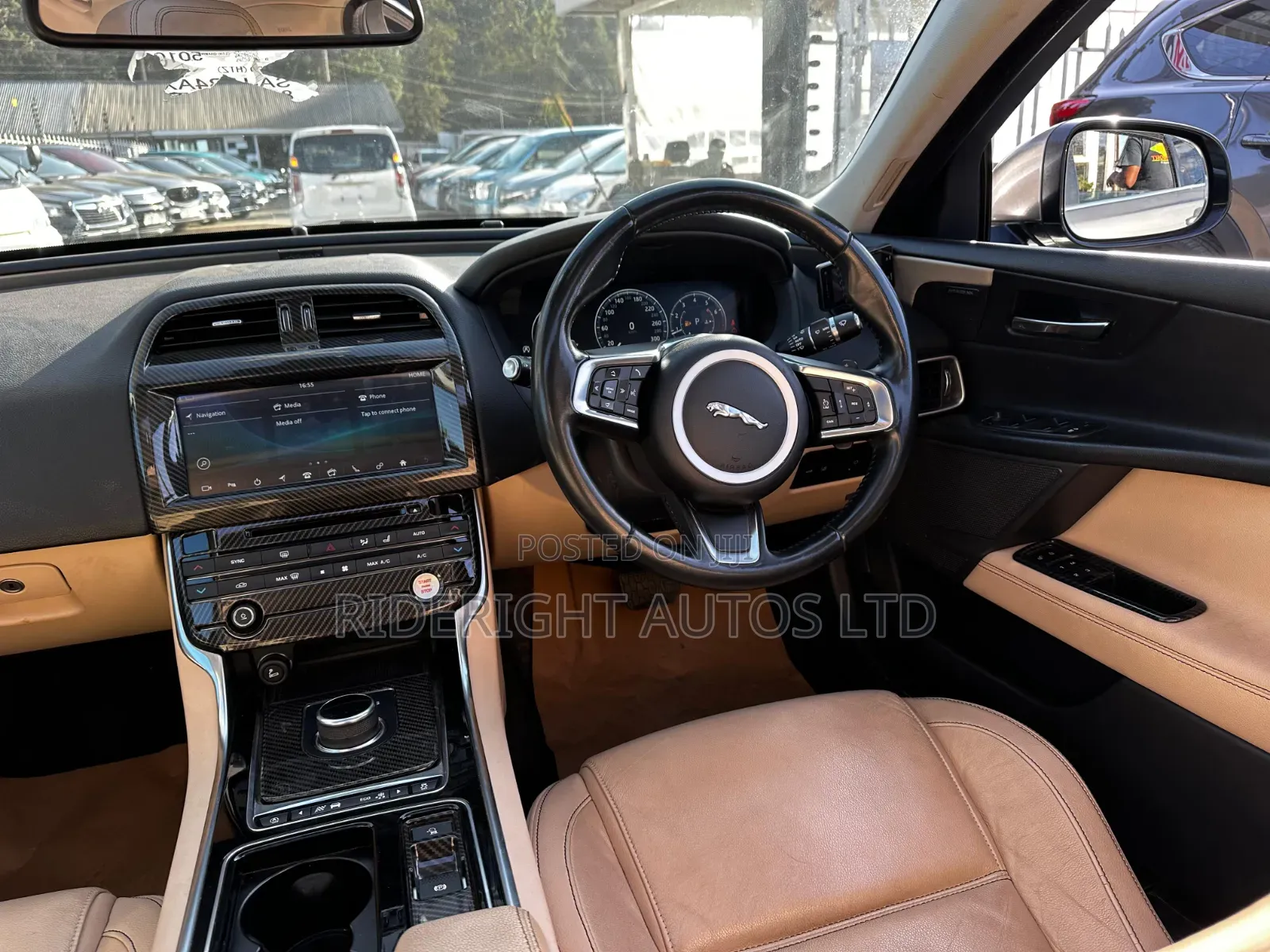 Jaguar XE 2018 Gray