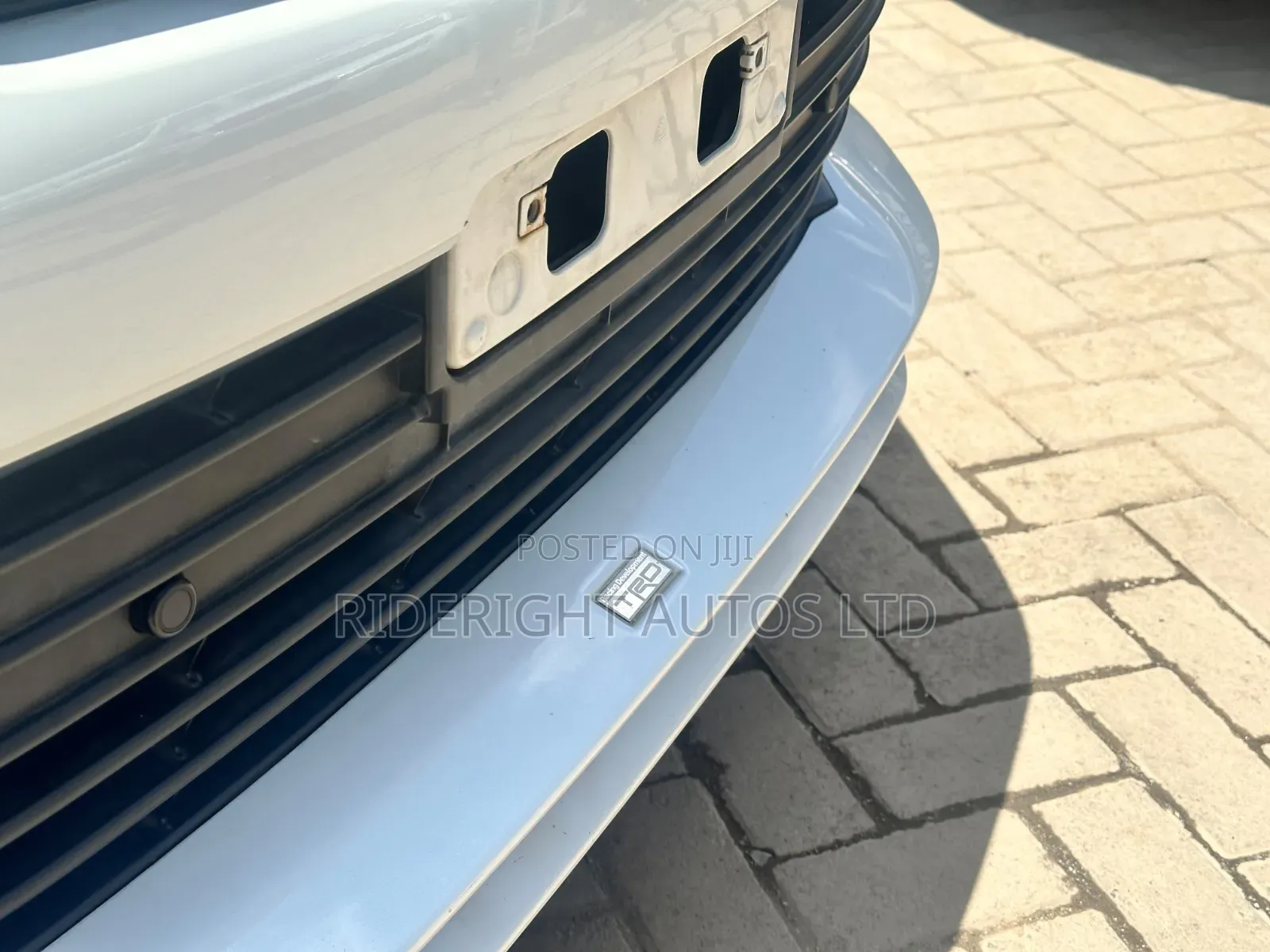 Toyota Harrier 2019