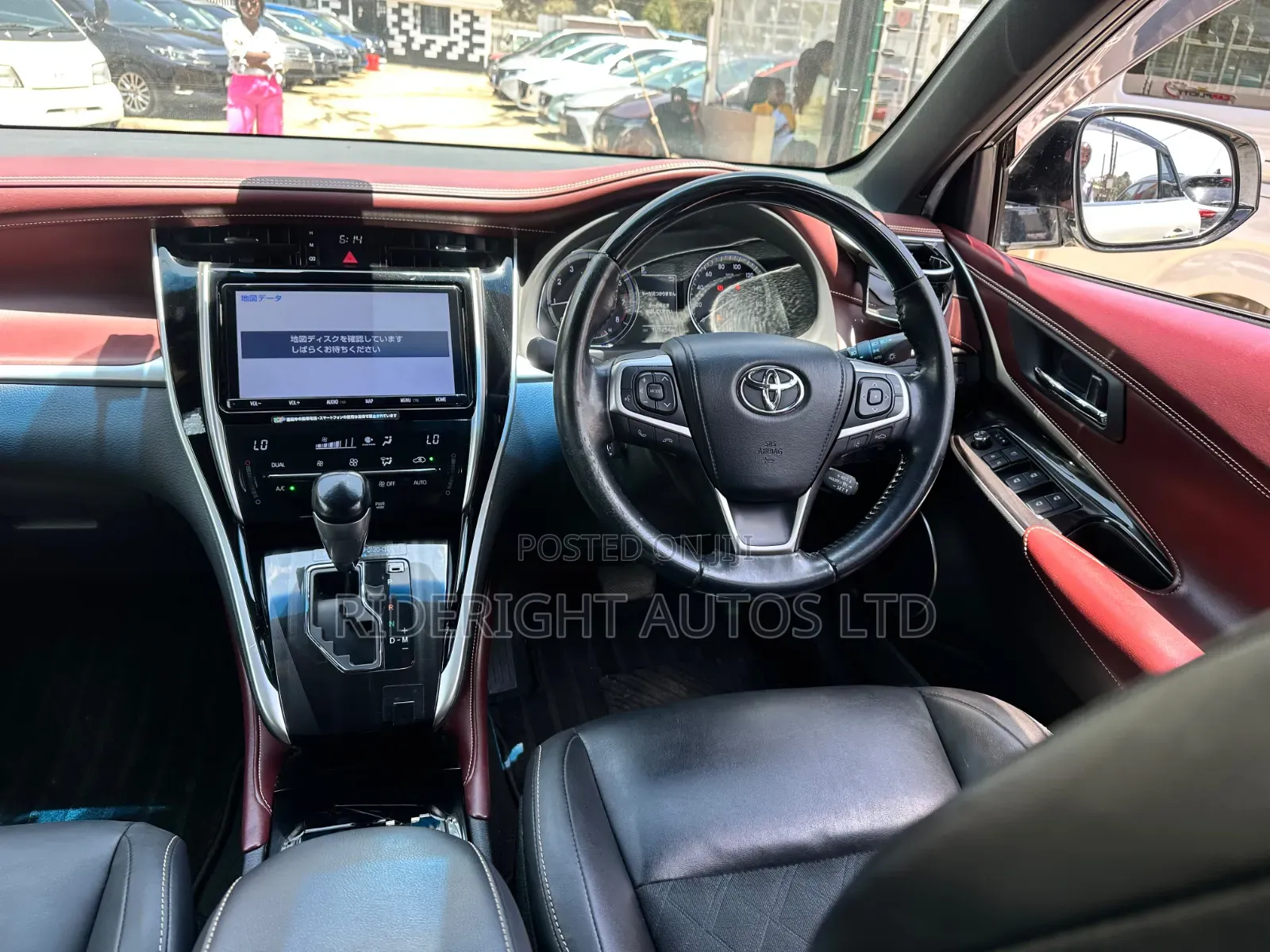 Toyota Harrier 2019