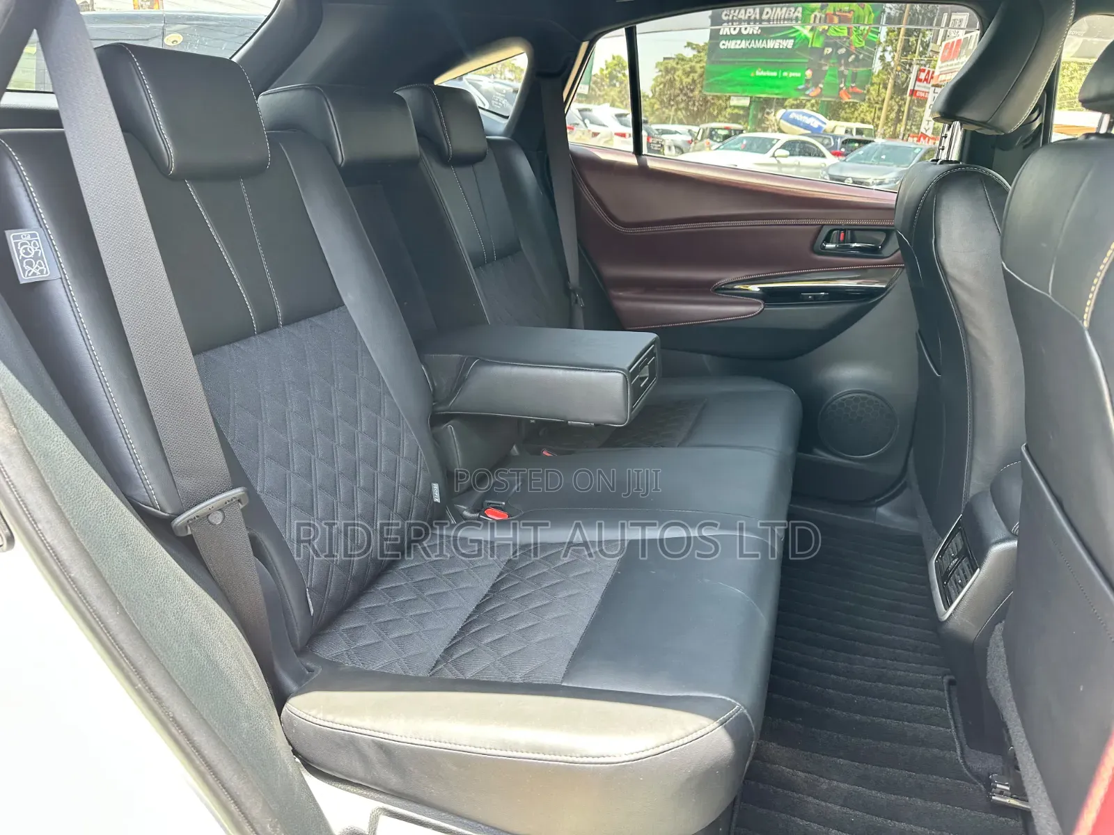 Toyota Harrier 2019