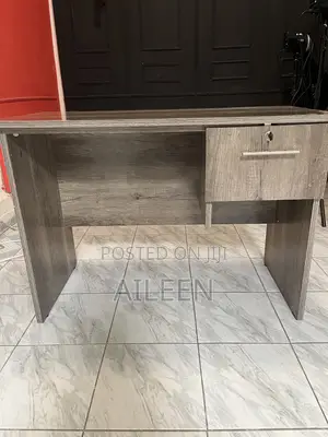Office or Home Desk, Excellent Condition
