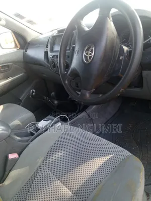 Toyota Hilux 2007 Silver