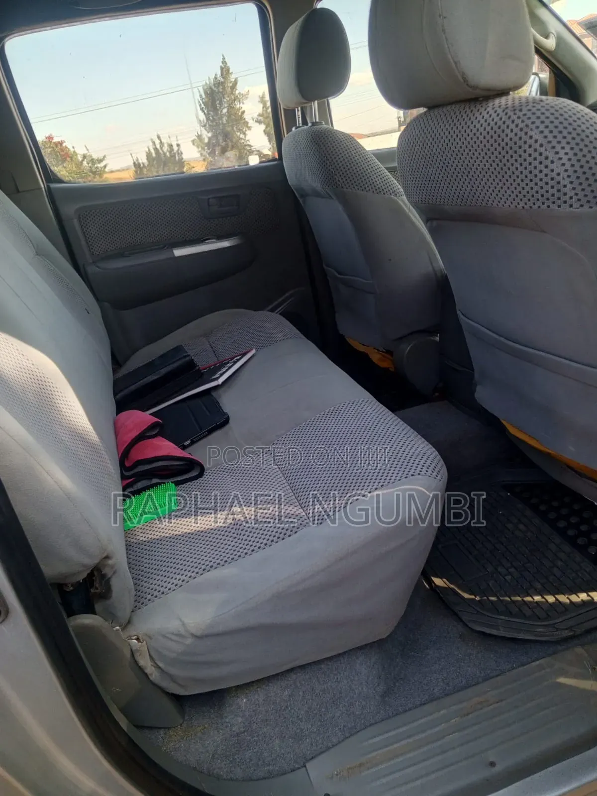 Toyota Hilux 2007 Silver