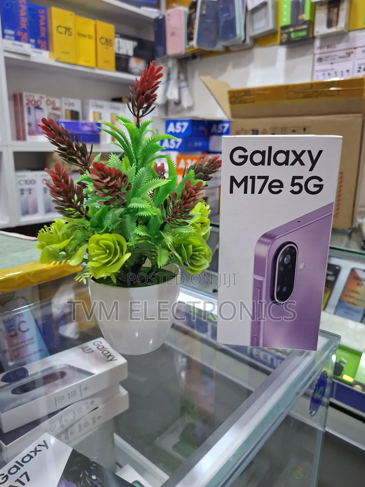 New Samsung Galaxy M17 5G 128 GB Purple