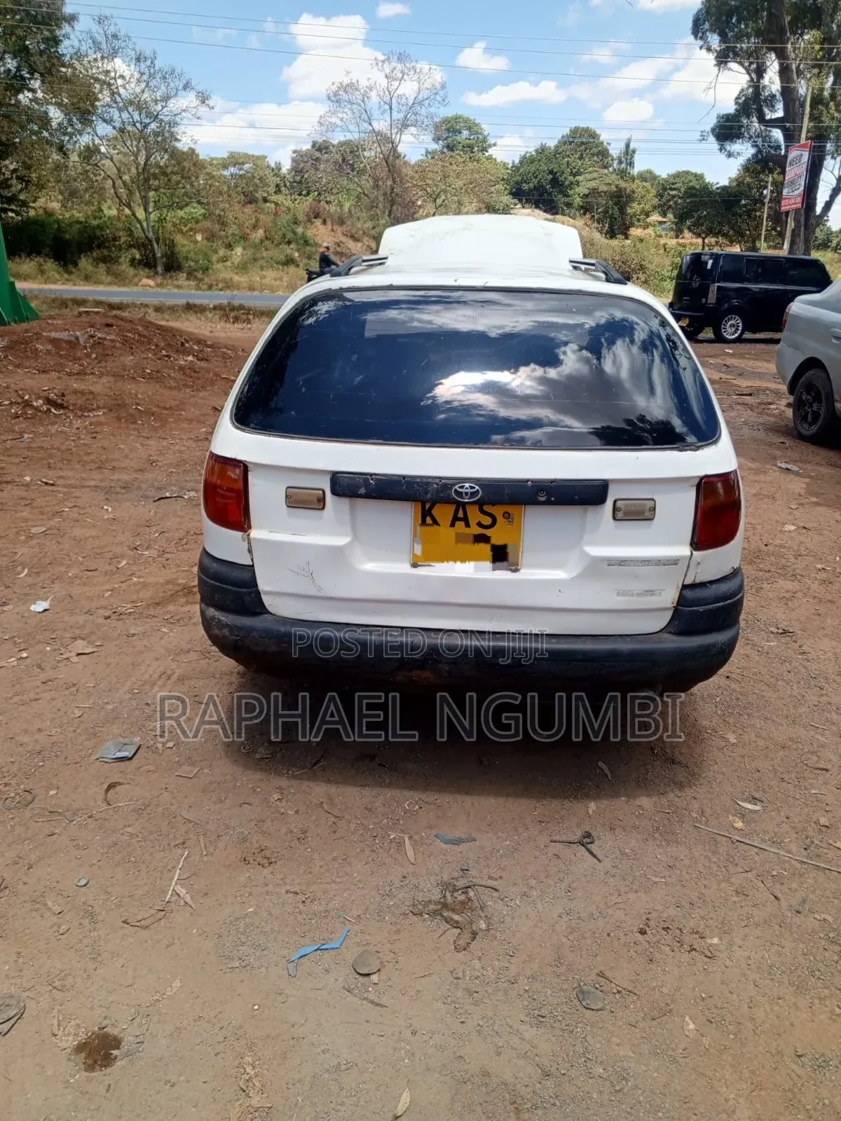Toyota Caldina 2001 White