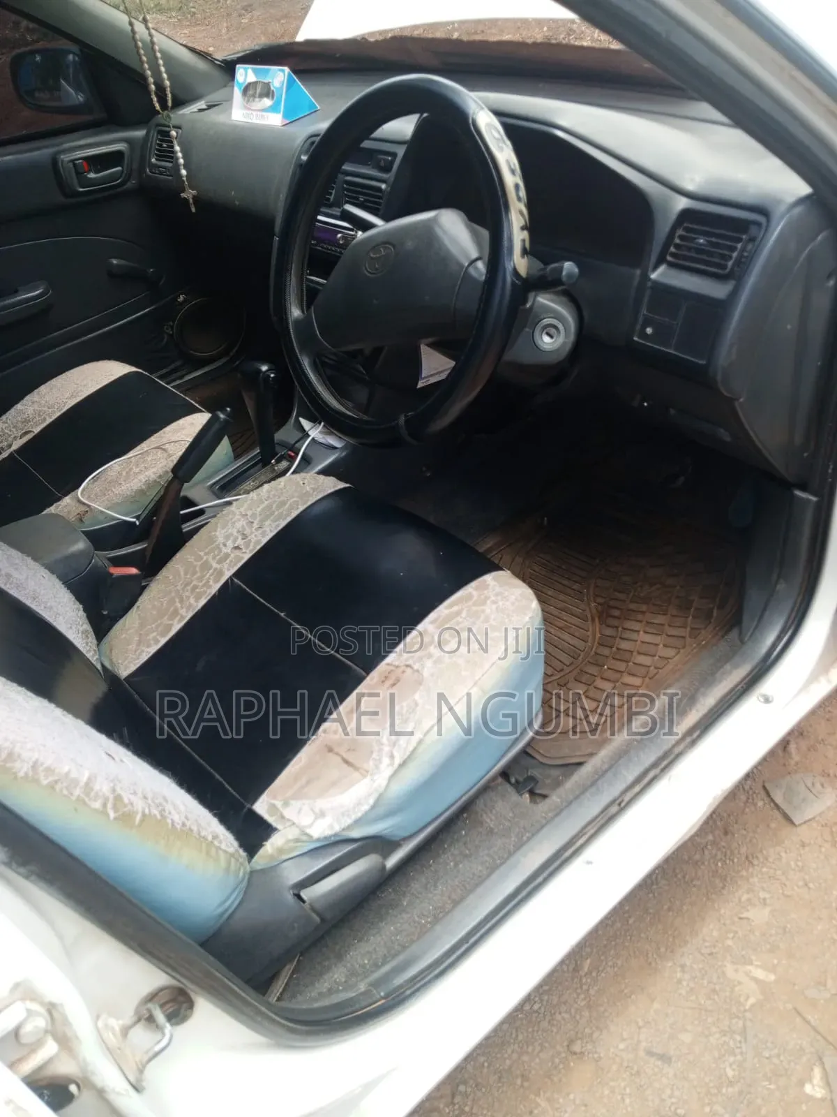 Toyota Caldina 2001 White