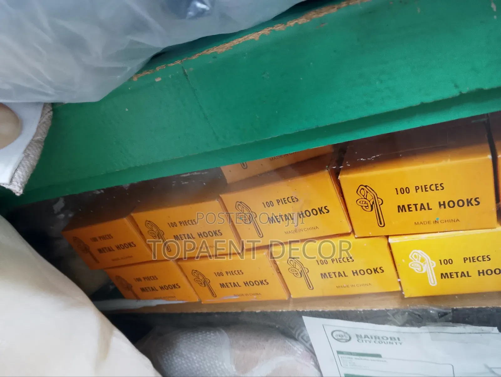 Box Curtain Hooks With 100 Pieces