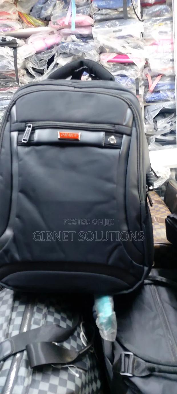 Omaya 17" Backpack Bag