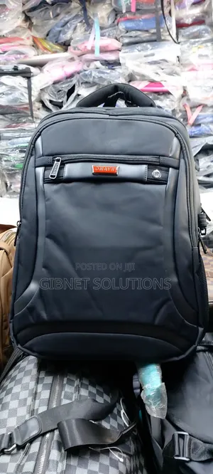 Omaya 17" Backpack Bag