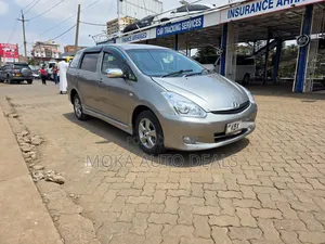 Toyota Wish 2006 Silver