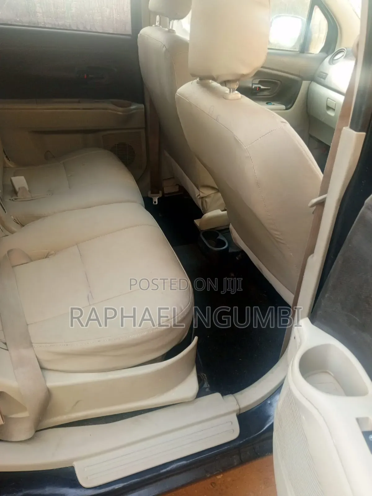 Toyota Passo Sette 2012 Blue