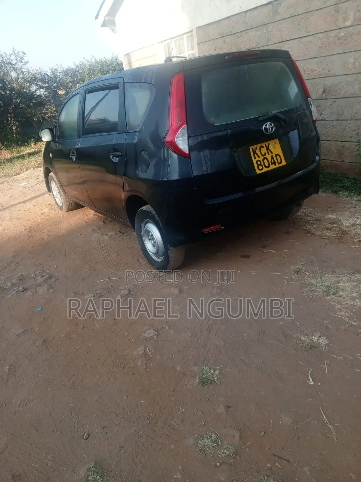 Toyota Passo Sette 2012 Blue