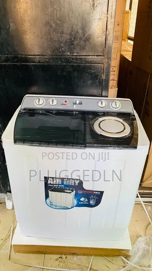 Smartpro 13kg Twin Tub Semi Automatic Washing Machine .