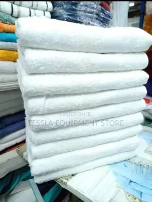 Hotel Towels, Thickened, Absorbent, Lint-Free Disposable Towels