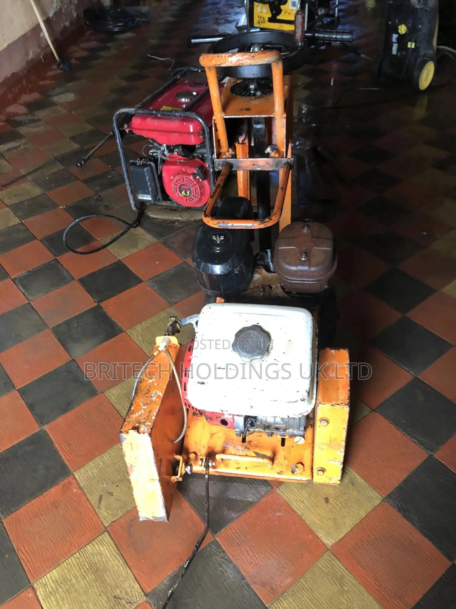 Ex-Uk Concrete Cutters