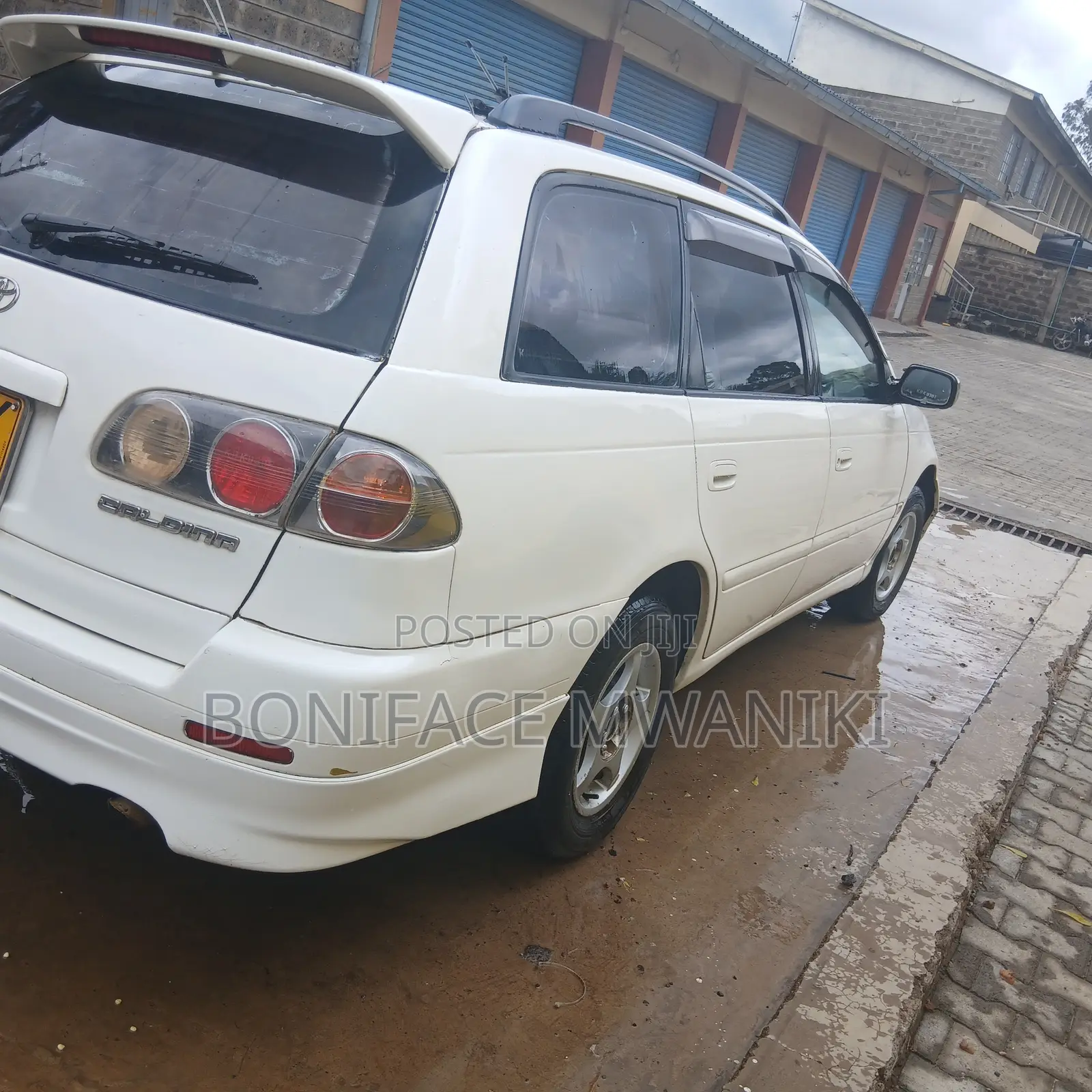 Toyota Caldina 2002 White