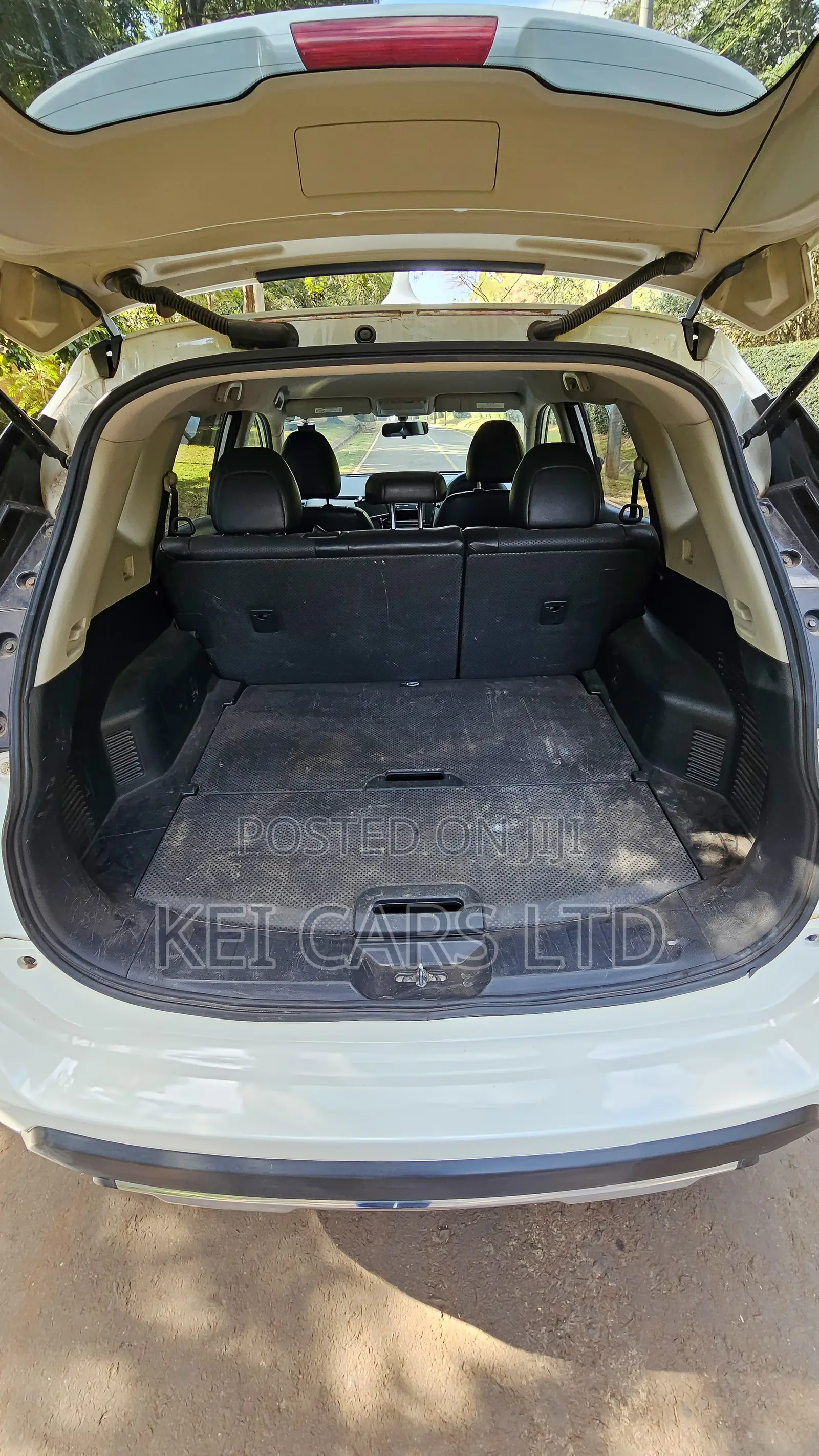 Nissan X-Trail 2.0 Petrol AWD 2018 White