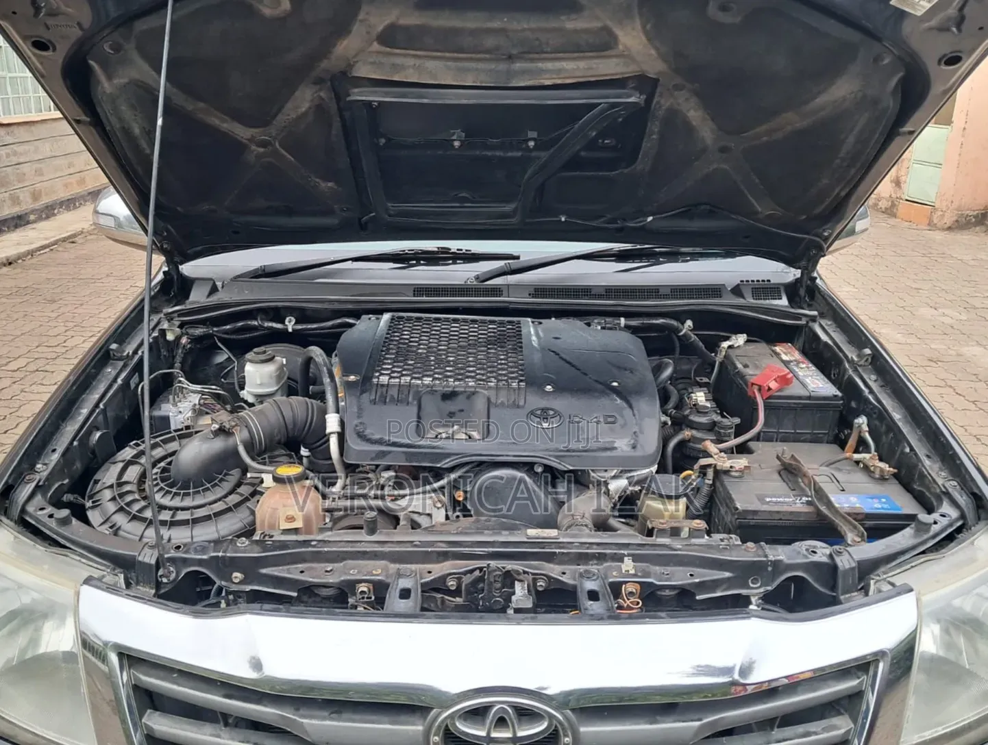 Toyota Hilux 2012 Black