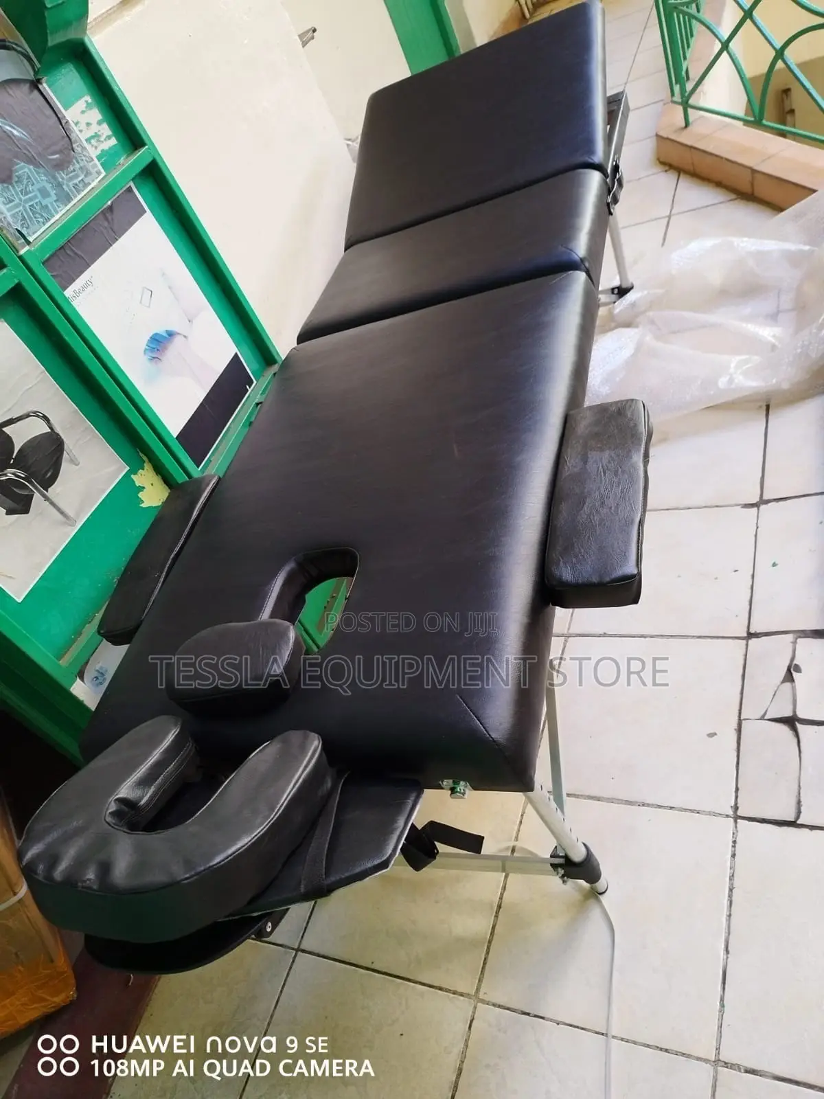 Extra Wide Portable Aluminum Massage Bed Foldable Spa Table