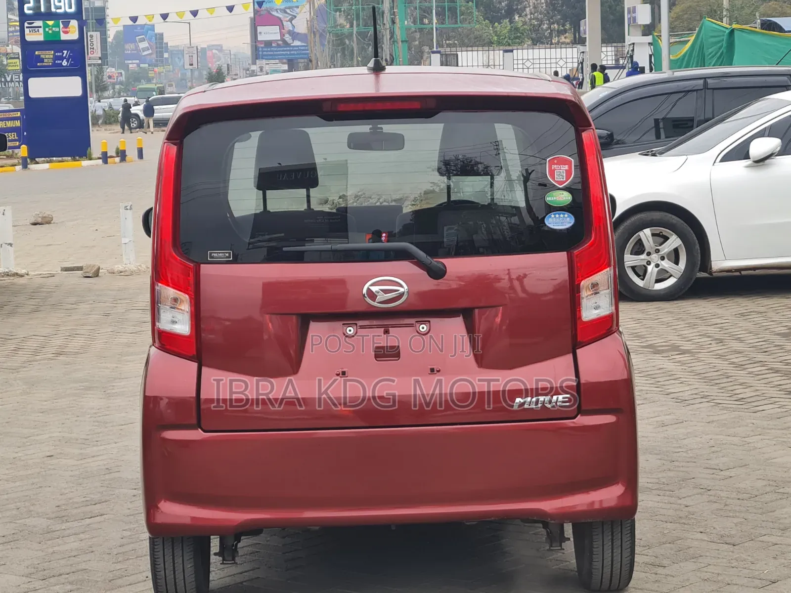 Daihatsu Move 2019 Red