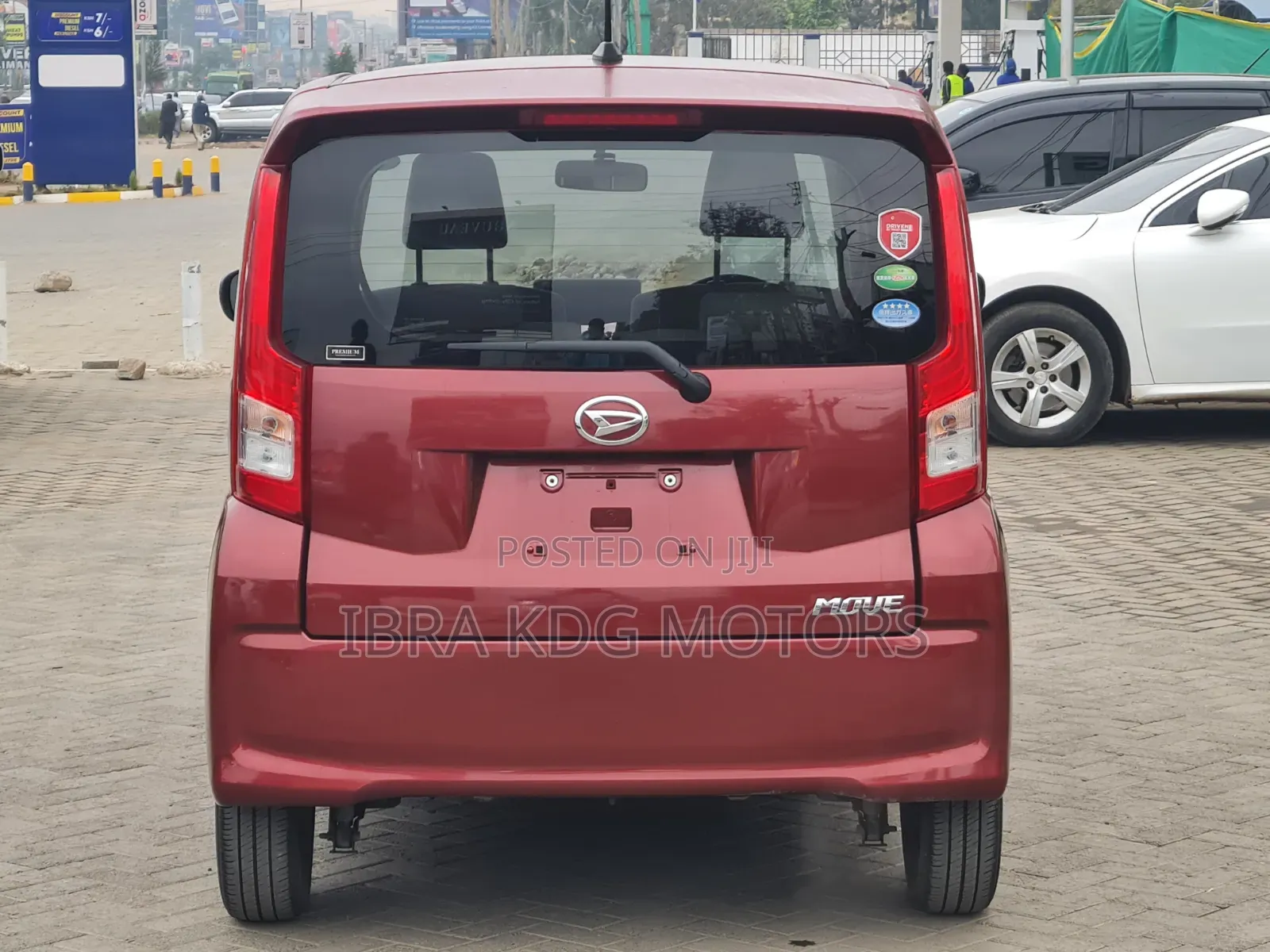 Daihatsu Move 2019 Red