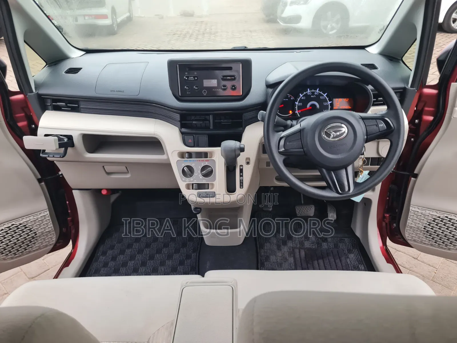 Daihatsu Move 2019 Red