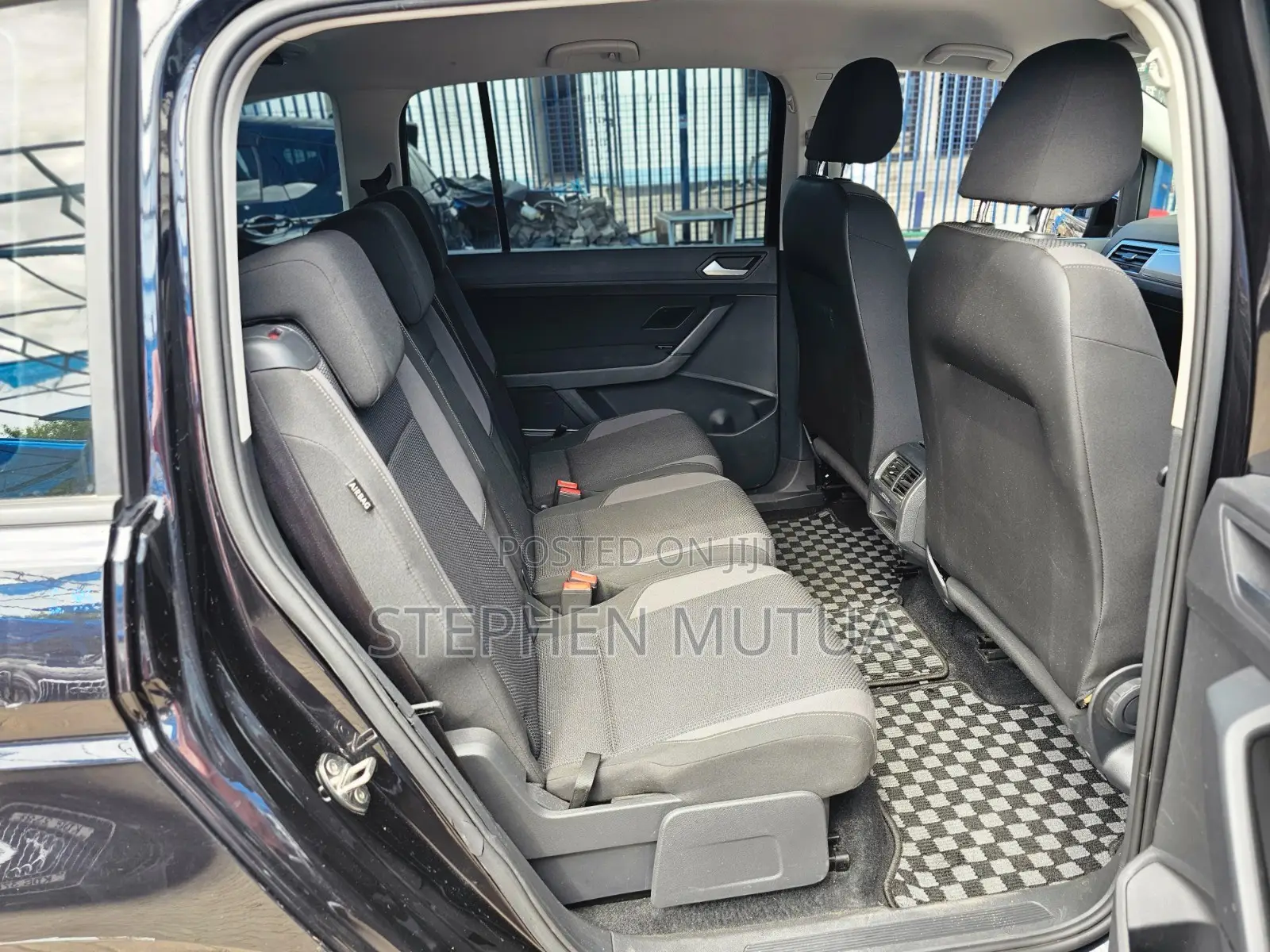 Volkswagen Touran 2019 Black
