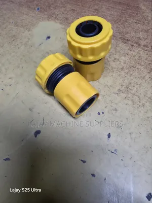 1/2-Inch Plastic Quick-Connect Garden Hose Pipe Connector