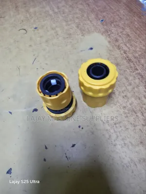 1/2-Inch Plastic Quick-Connect Garden Hose Pipe Connector