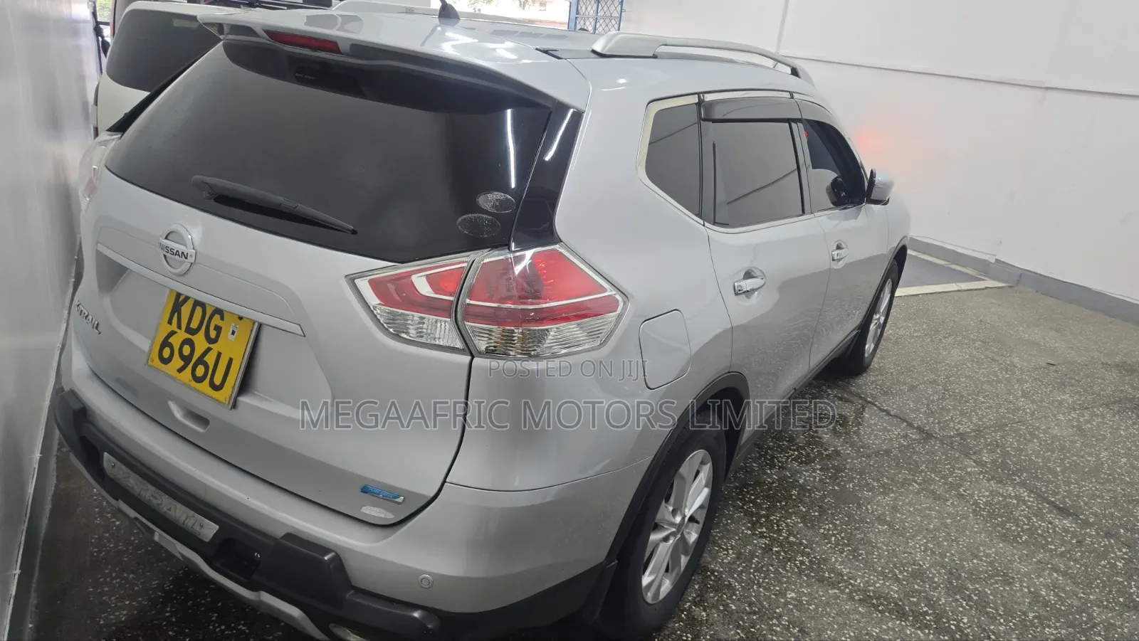 Nissan X-Trail 2015 Silver