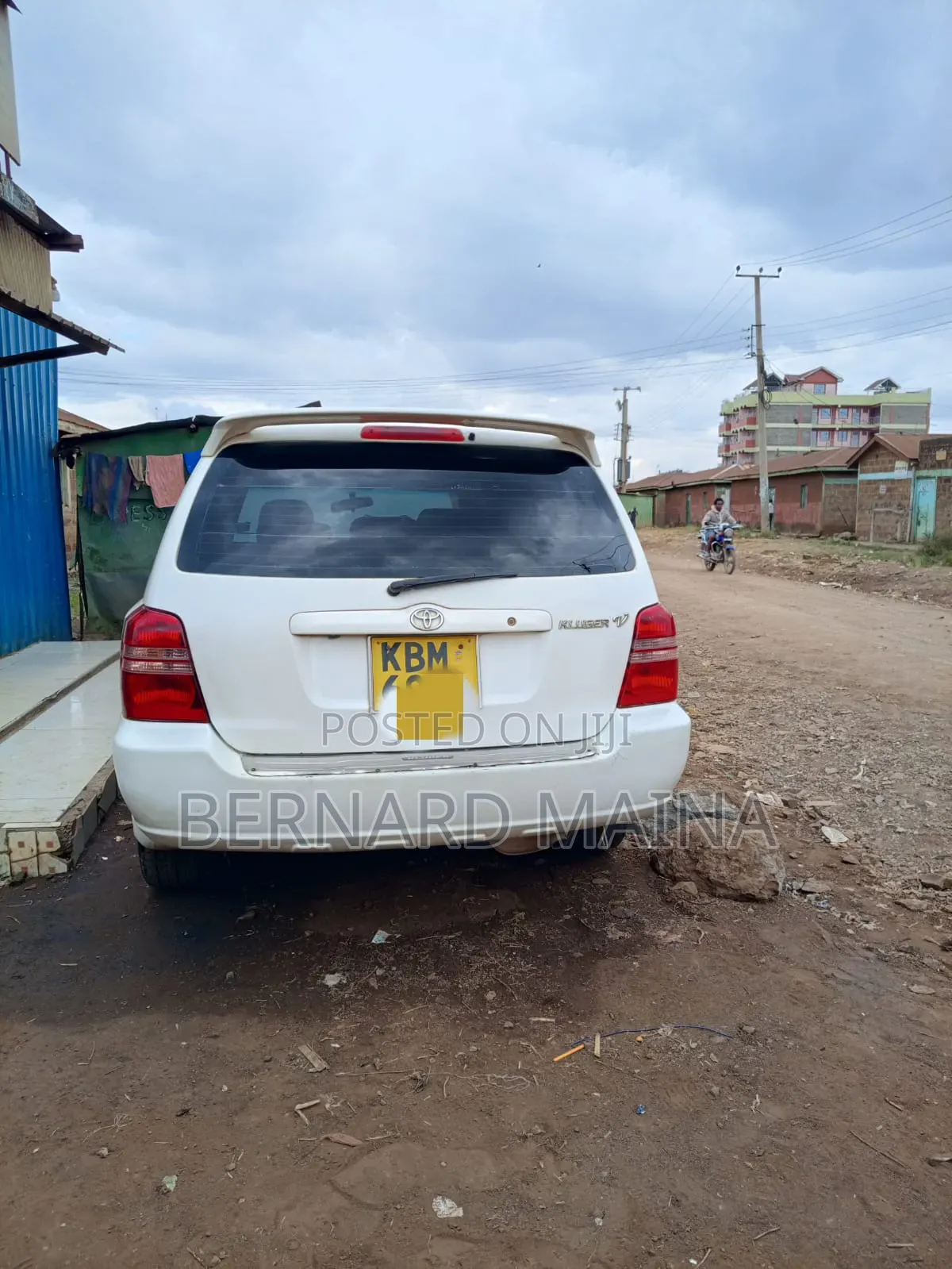 Toyota Kluger 2004 White