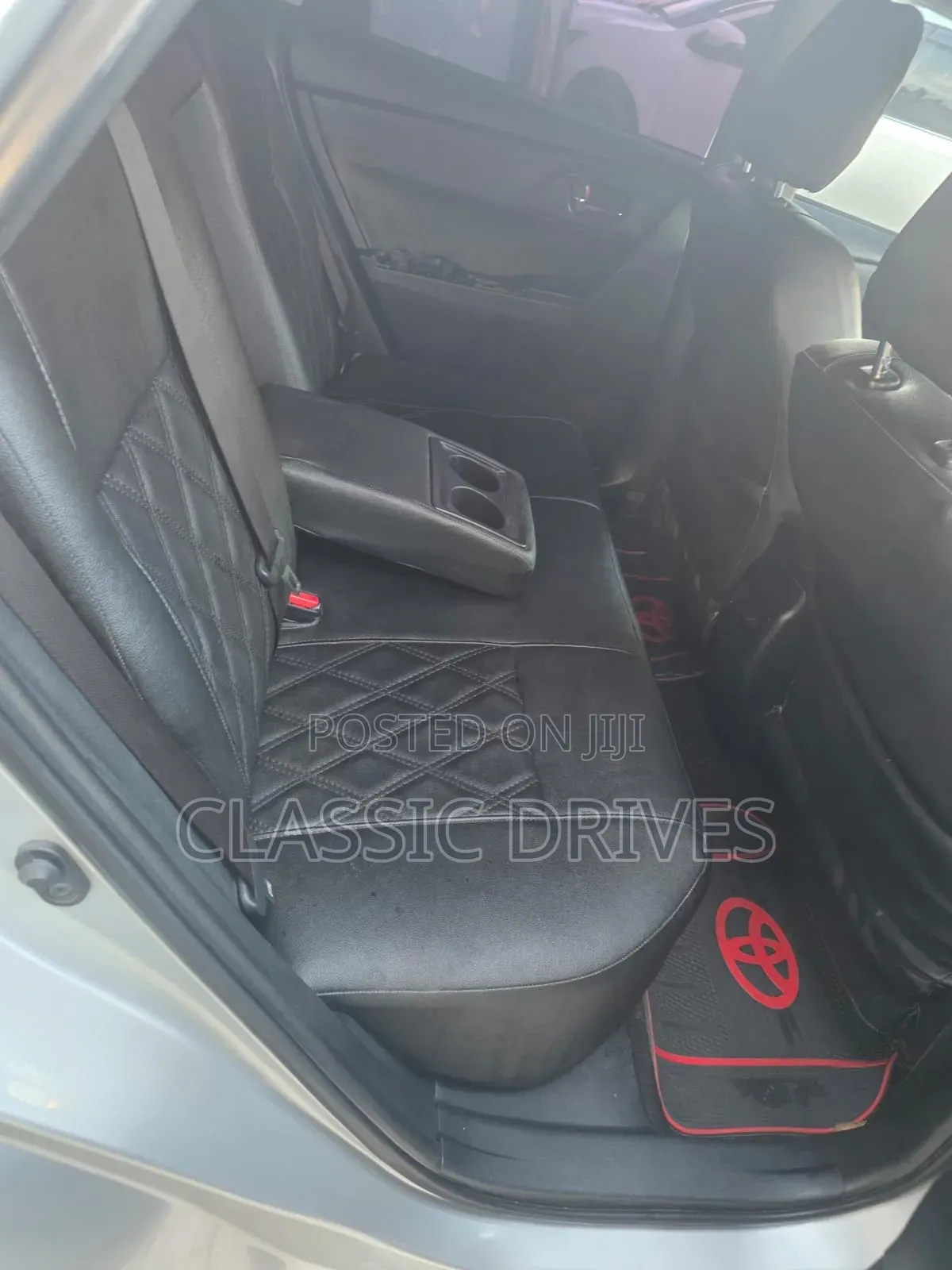 Toyota Auris 2014 Silver