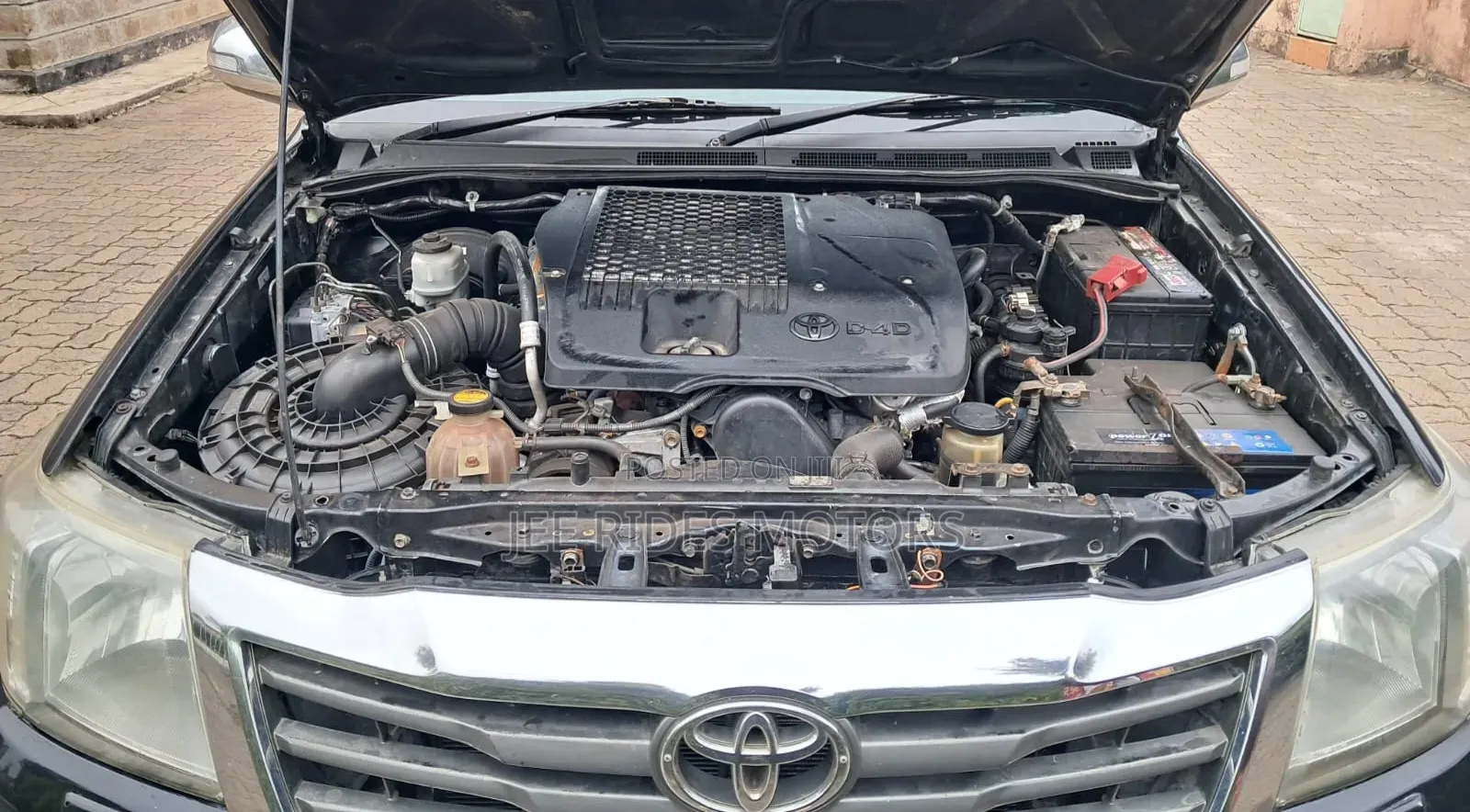 Toyota Hilux 2012 Black