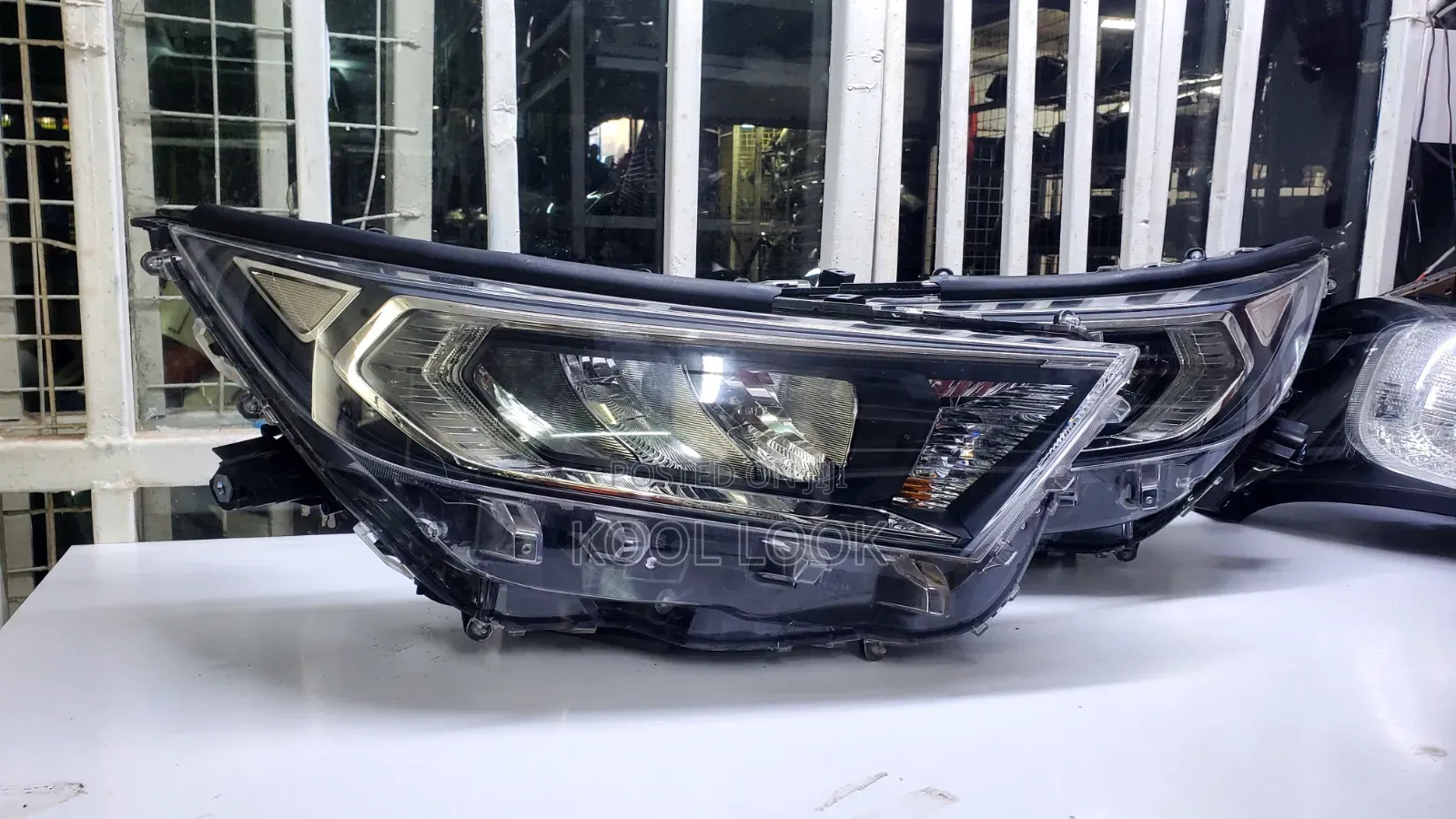 Toyota Rav4 2019 Xenon Headlights