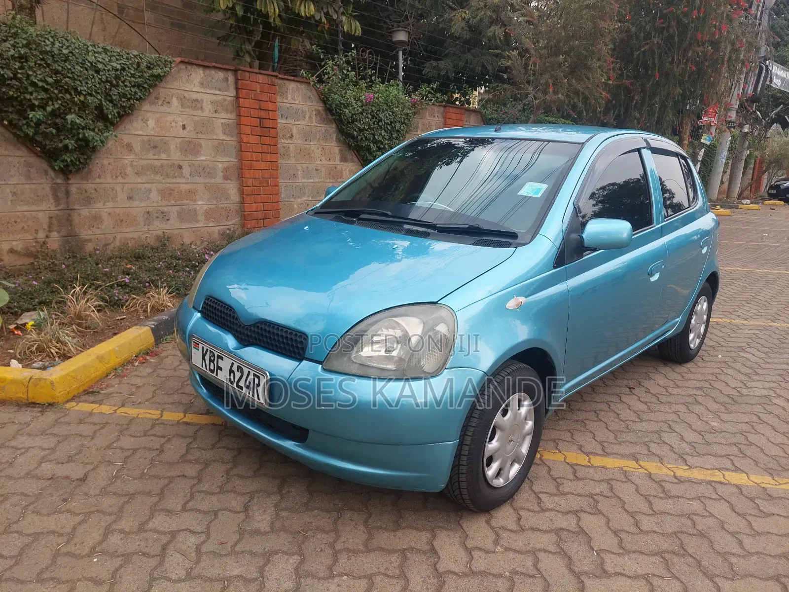 Toyota Vitz 2006 Blue