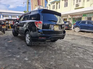 Subaru Forester 2011 Black