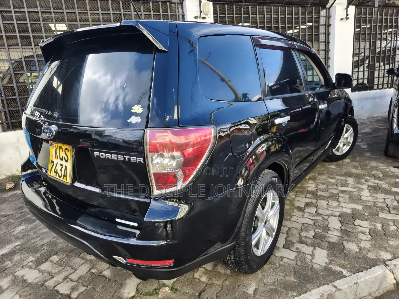 Subaru Forester 2011 Black