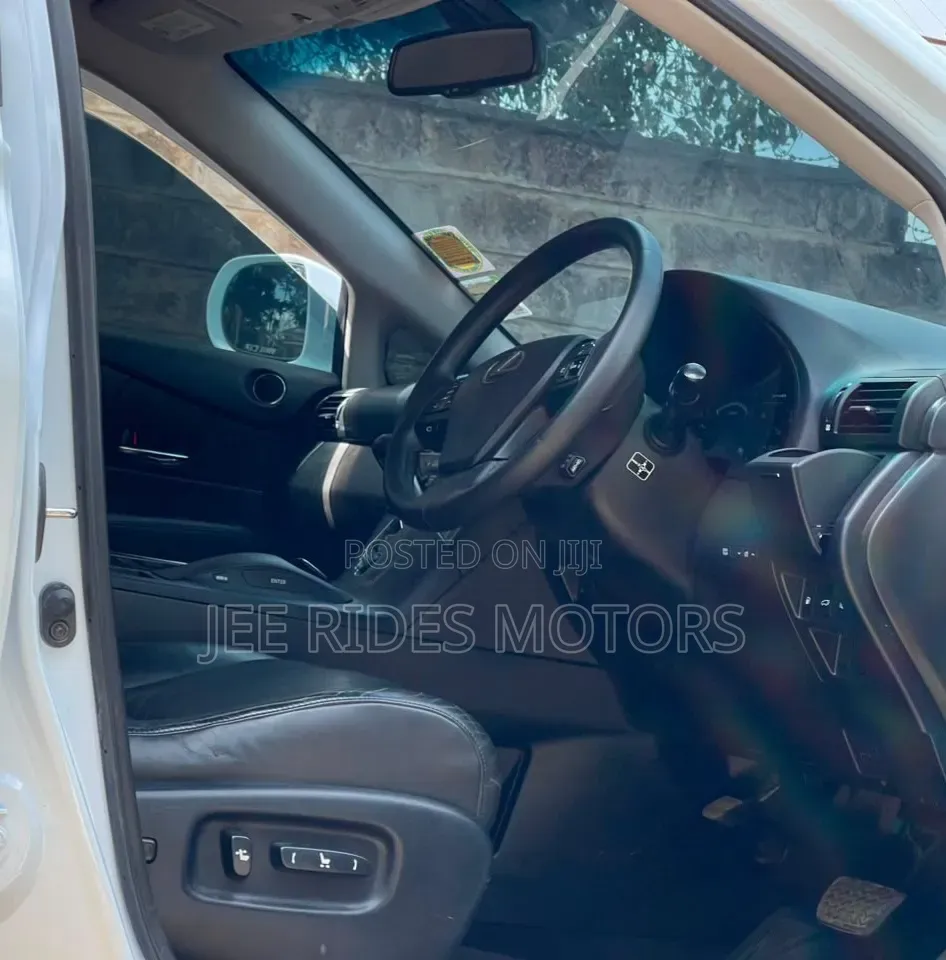 Lexus RX 2010 White