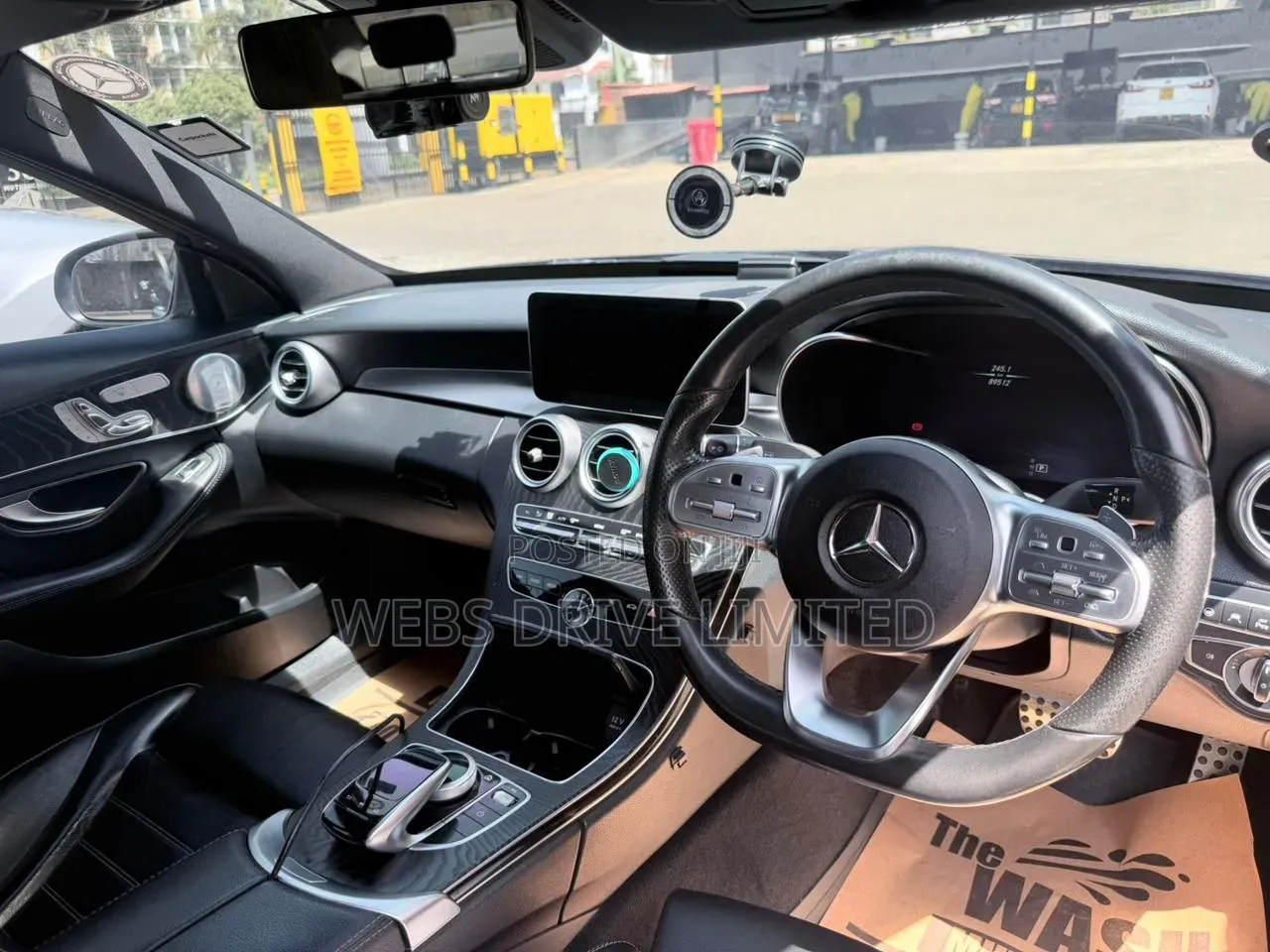 Mercedes-Benz C200 2018 Gray