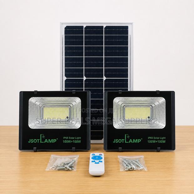 Discounted Prices100W Double Solar Floodlight - thumbnail 2