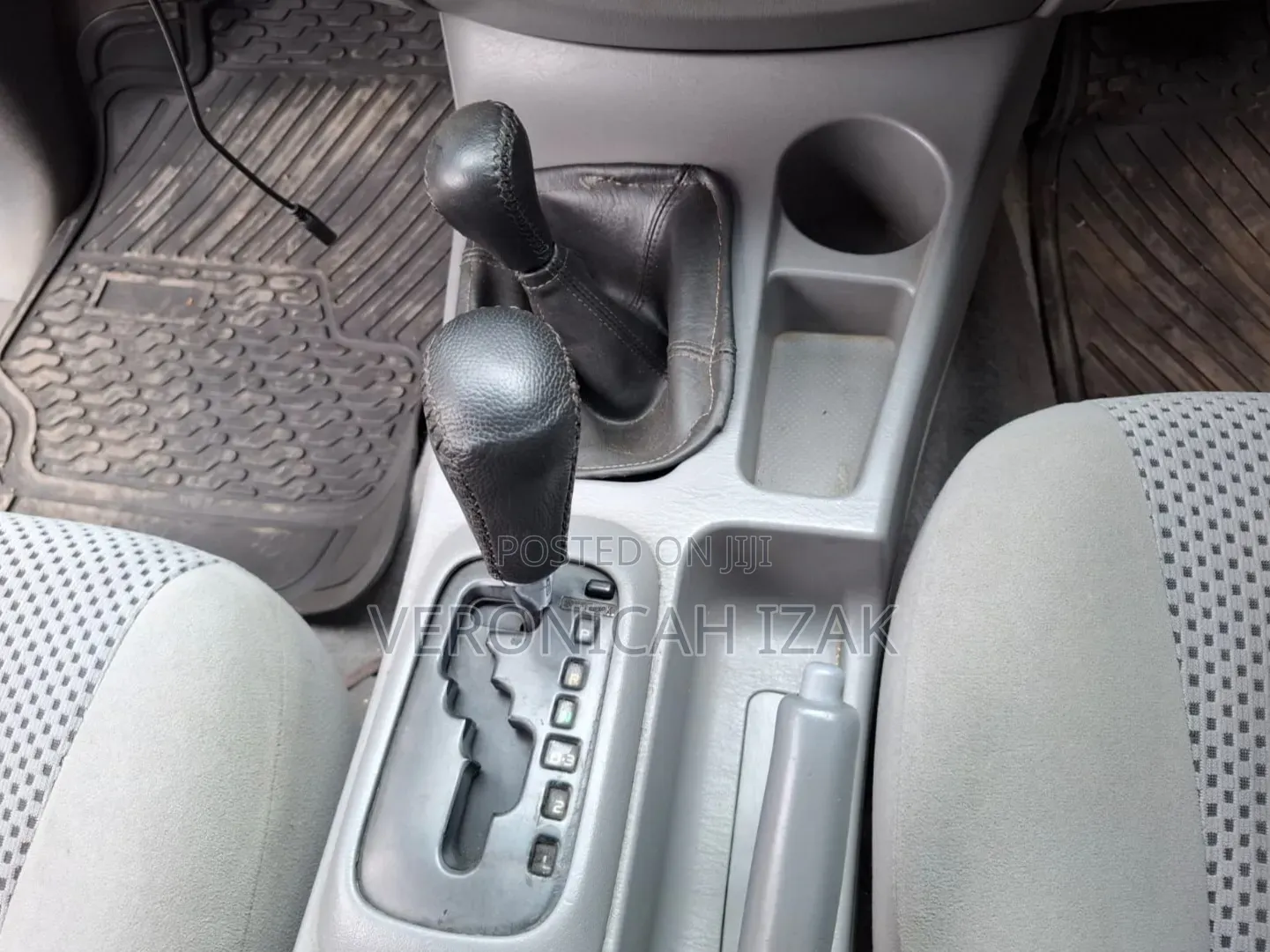 Toyota Hilux 2012 Black