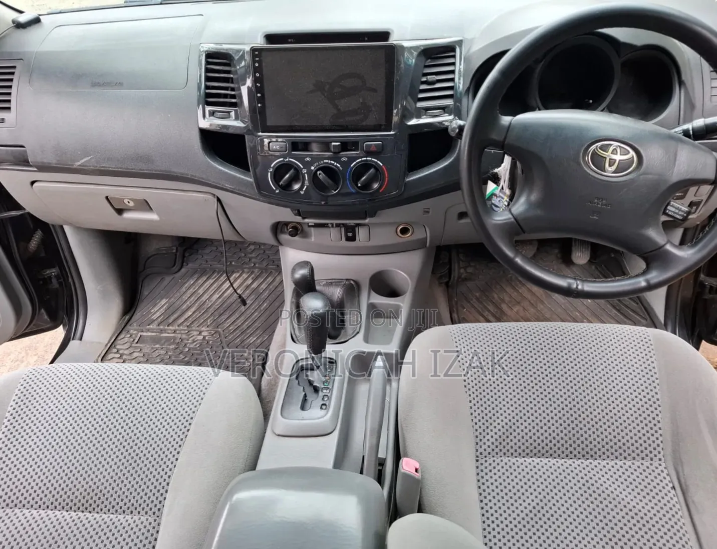 Toyota Hilux 2012 Black