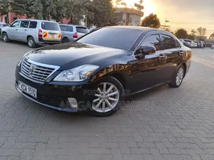 Toyota Crown 2011 Black