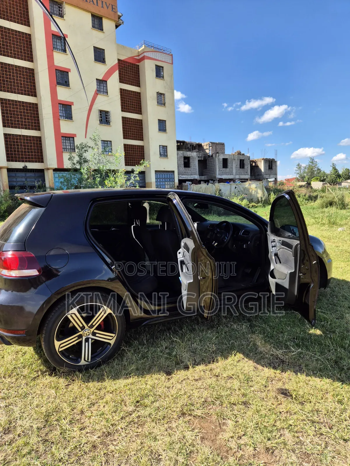 Volkswagen Golf R 4-Door 2013 Black