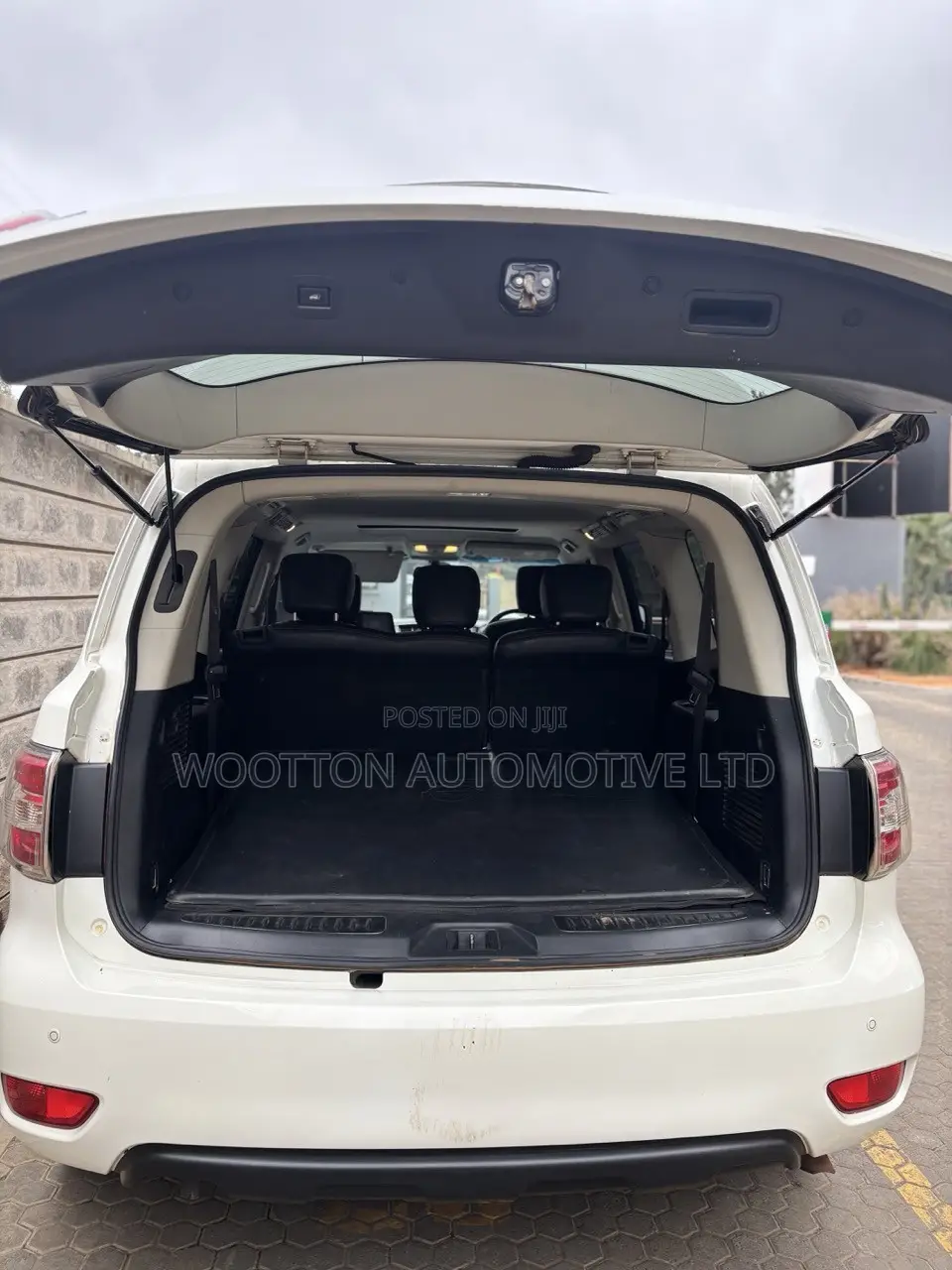 Nissan Patrol 2015 White