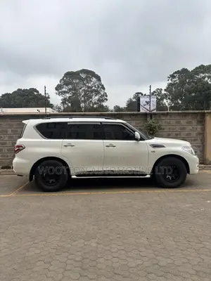 Nissan Patrol 2015 White
