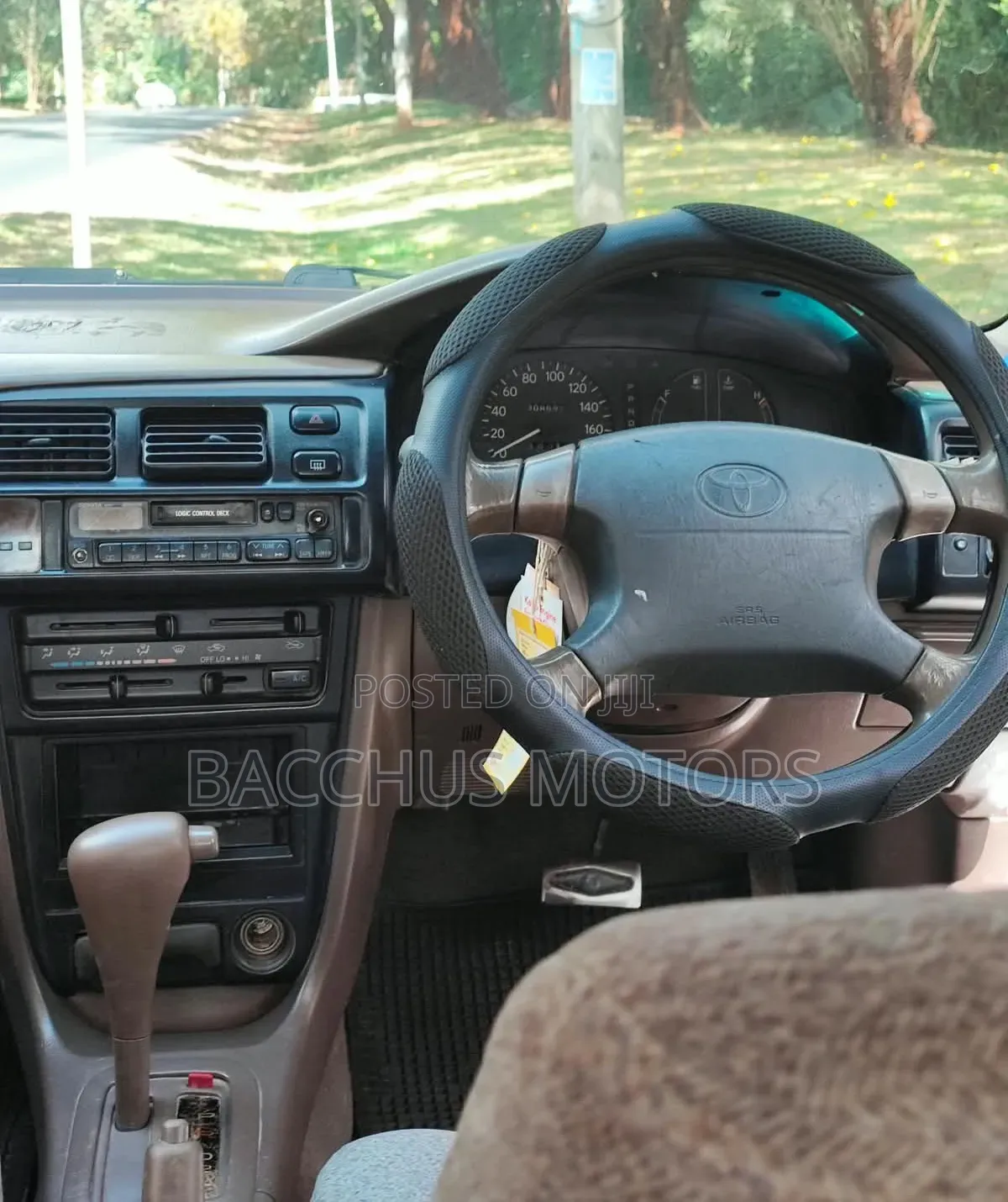 Toyota Corolla 1.3 Sedan 1996 White