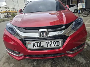Honda Vezel 2016 Maroon